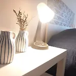 Appartement For 8, With Game & Office