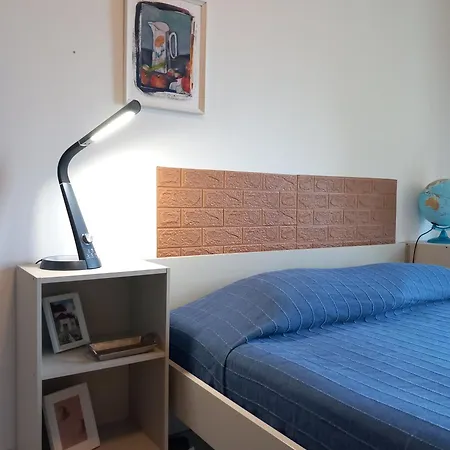 דירה For 8, With Game & Office